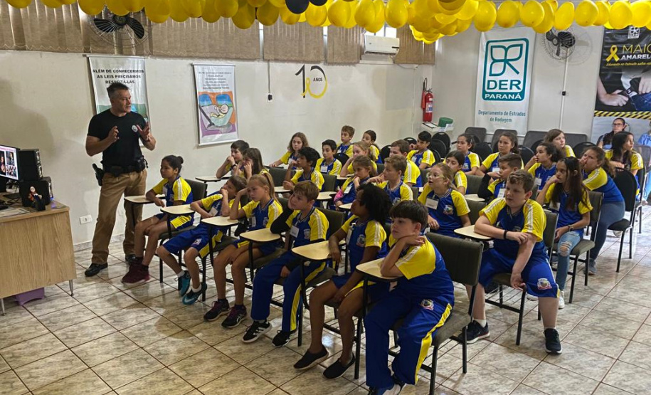 Escolas de Trânsito do DER-PR se reúnem em Cascavel para atividades do Maio Amarelo