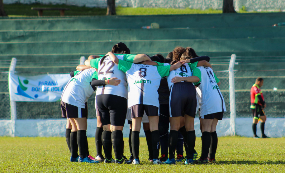 3ª edição do Paraná Bom de Bola tem participação de mais 7 mil atletas