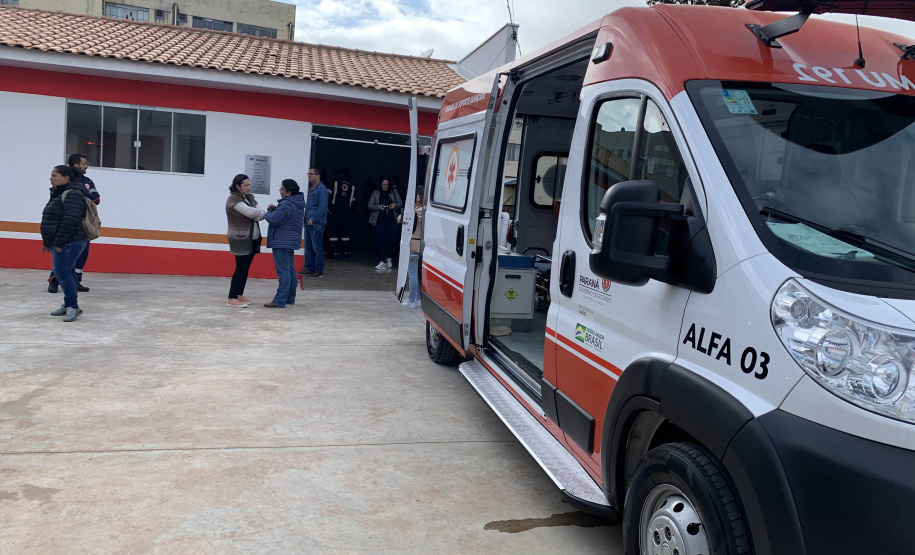 O Governo do Estado, por meio da Secretaria de Estado da Saúde (Sesa), inaugurou nesta segunda-feira (29), em Laranjeiras do Sul, na Região Centro-Oeste do Paraná, uma base do Serviço de Atendimento Móvel de Urgência (Samu)
