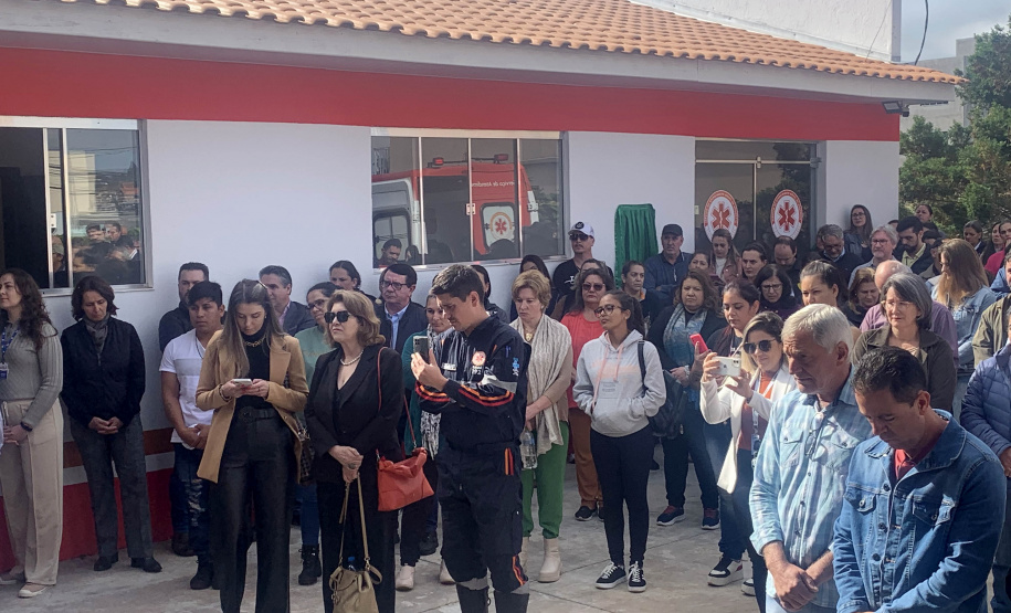 O Governo do Estado, por meio da Secretaria de Estado da Saúde (Sesa), inaugurou nesta segunda-feira (29), em Laranjeiras do Sul, na Região Centro-Oeste do Paraná, uma base do Serviço de Atendimento Móvel de Urgência (Samu)