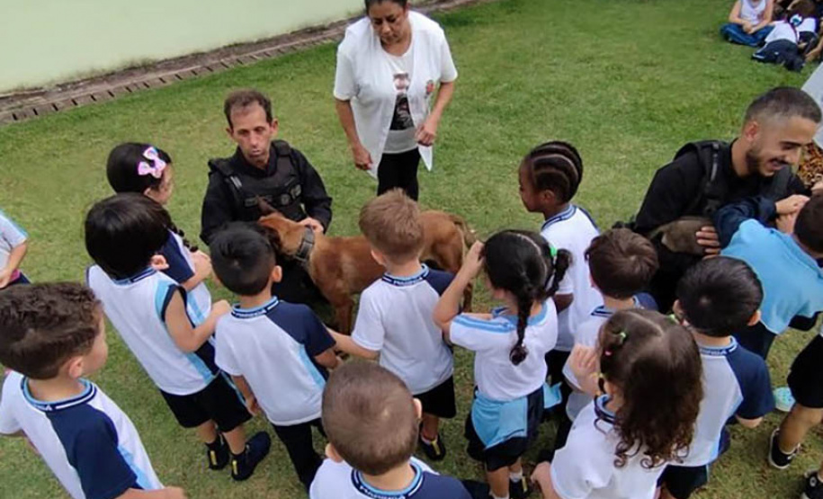 Em parceria com a Secretaria Municipal de Educação, Polícia Penal auxilia em projeto educativo sobre fauna em CMEIs de Maringá