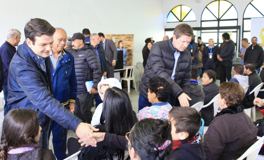 Paraná em Ação e Justiça no Bairro realizaram 2193 atendimentos em Paranaguá