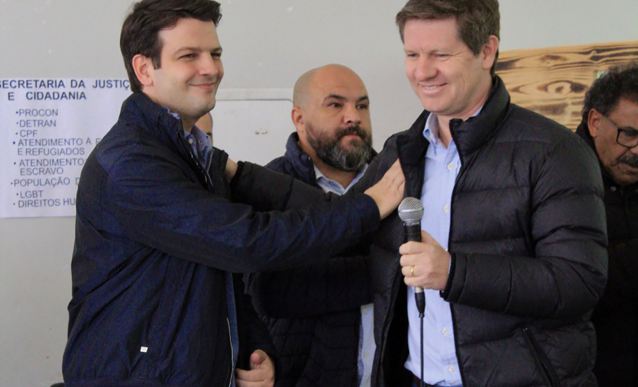 Paraná em Ação e Justiça no Bairro realizaram 2193 atendimentos em Paranaguá