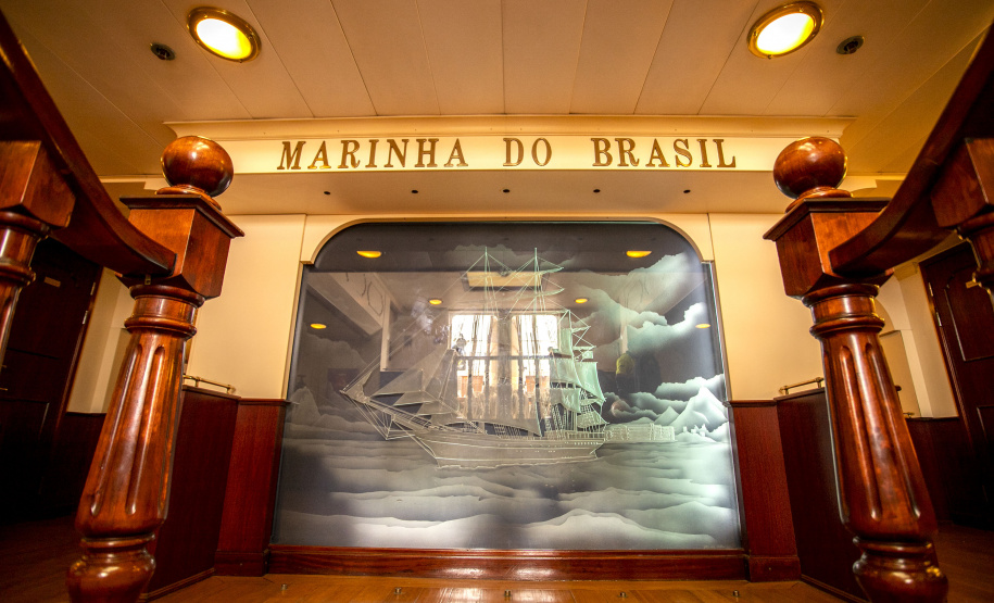 Marinha do Brasil e Portos do Paraná convidam para visitação ao veleiro Cisne Branco