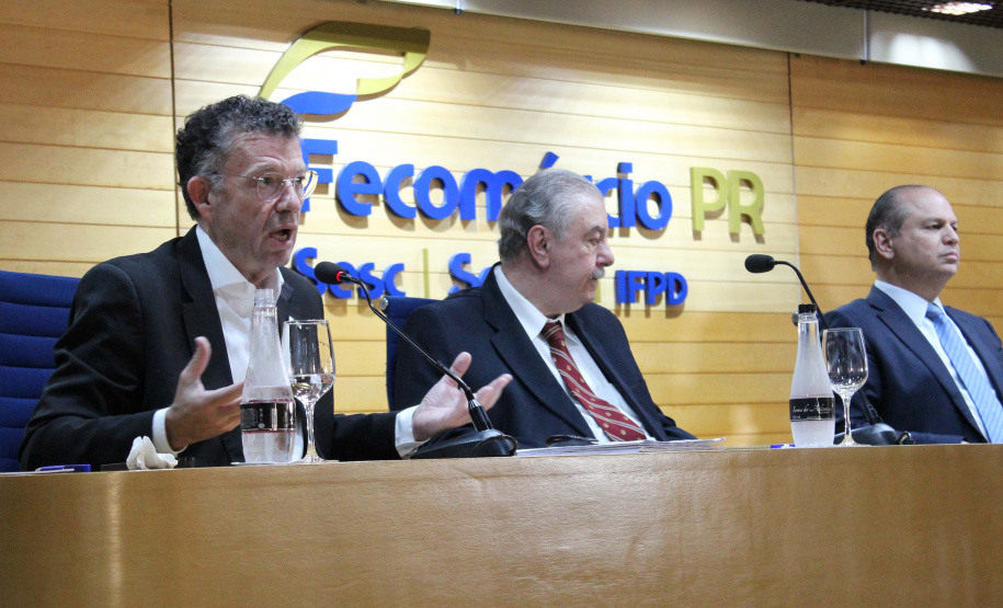 Encontro consulados economia