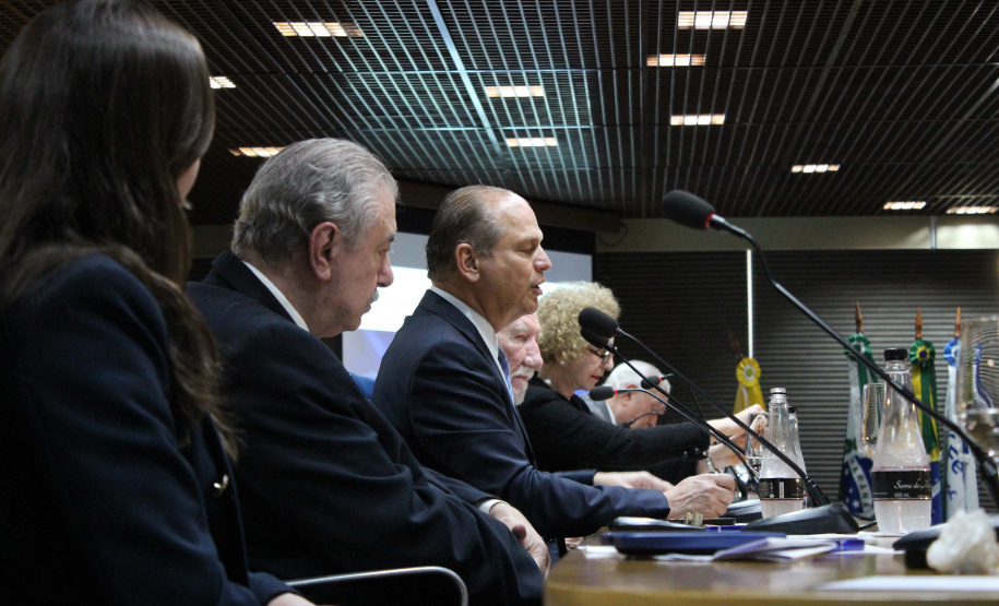 Encontro consulados economia