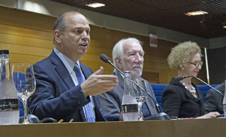 Encontro consulados economia