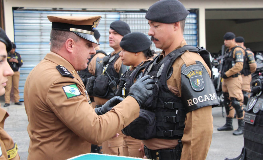 Polícia Militar homenageia autoridades civis e militares nos dois anos de CIROCAM