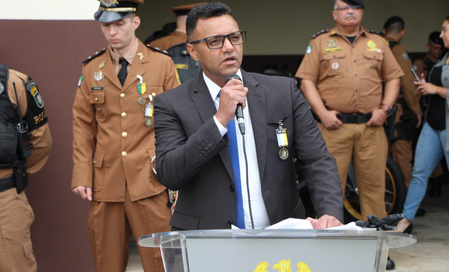Polícia Militar homenageia autoridades civis e militares nos dois anos de CIROCAM