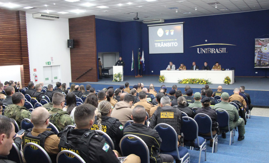 Maio Amarelo: seminário reúne forças de segurança para discutir melhorias nas ações de trânsito no Paraná*