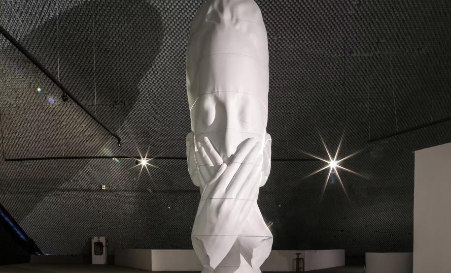 Última semana para ver a exposição do artista Jaume Plensa no MON
