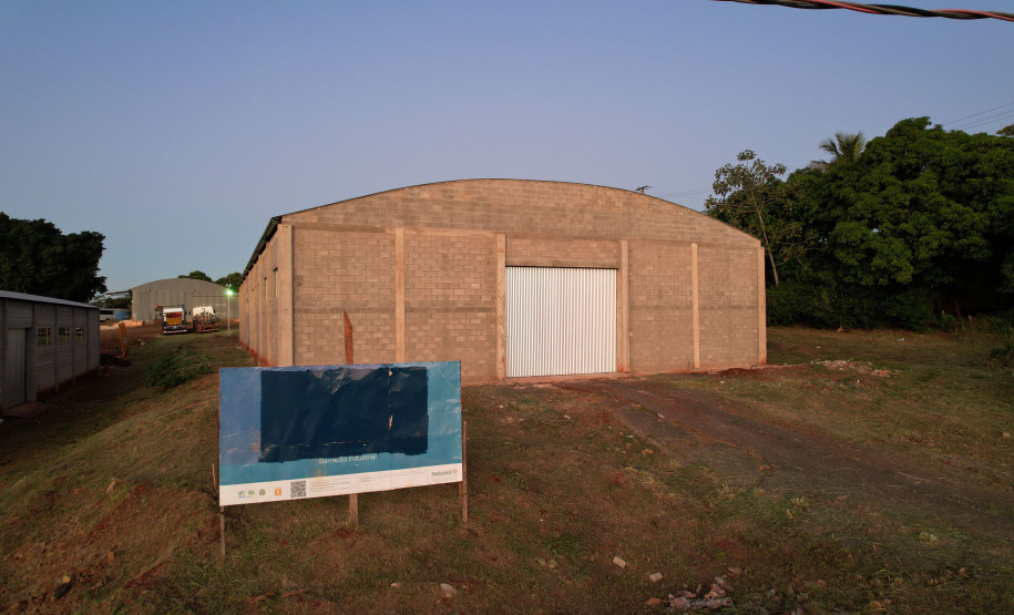 Desde que foi reformada, ampliada e entregue, em outubro do ano passado, a Praça Antônio Geraldo Mendes tornou-se ponto de encontro para os moradores de Leópolis, município de 4.145 habitantes no Norte do Paraná.