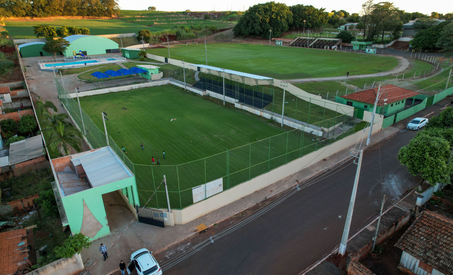 Desde que foi reformada, ampliada e entregue, em outubro do ano passado, a Praça Antônio Geraldo Mendes tornou-se ponto de encontro para os moradores de Leópolis, município de 4.145 habitantes no Norte do Paraná.