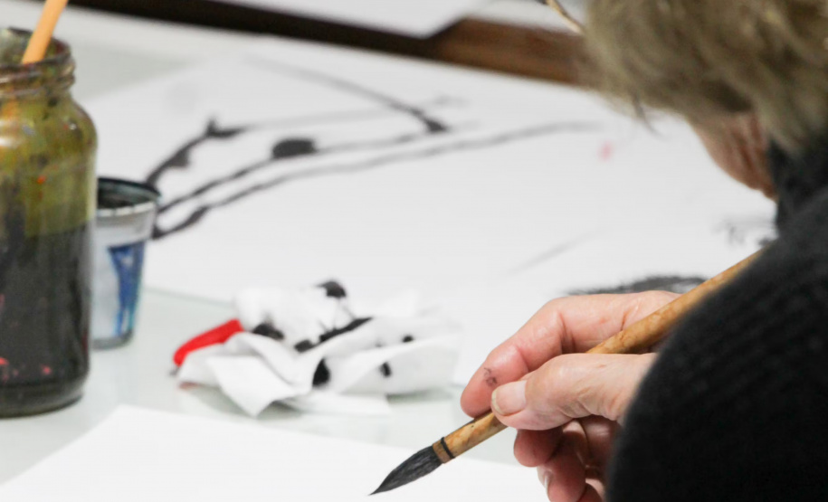 MON realiza encontro para educadores com a artista Mariana Palma