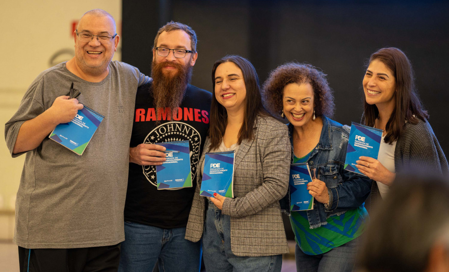 Aula inaugural em Foz do Iguaçu marca início do PDE para dois mil professores da rede estadual
