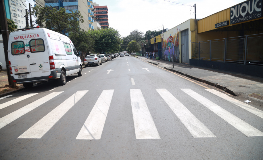 Prefeitura de Londrina, da Região Norte, recebeu do Governo do Paraná, via Secretaria das Cidades (Secid), um total de R$5.494.944,96 para melhorias em praça pública com a implantação de equipamentos esportivos; e para a preservação de fundo de vale. Os recursos foram autorizados na última semana, com a entrega dos Editais que autorizam o início do processo de licitação para a execução das obras.