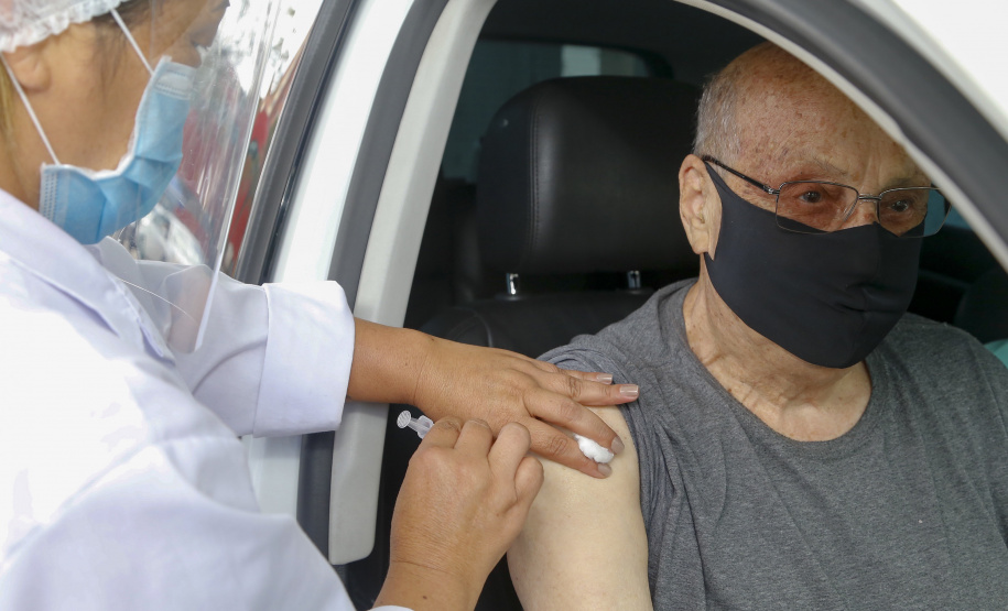 Saúde reforça importância da continuidade da vacinação com o fim do estado de emergência da Covid-19