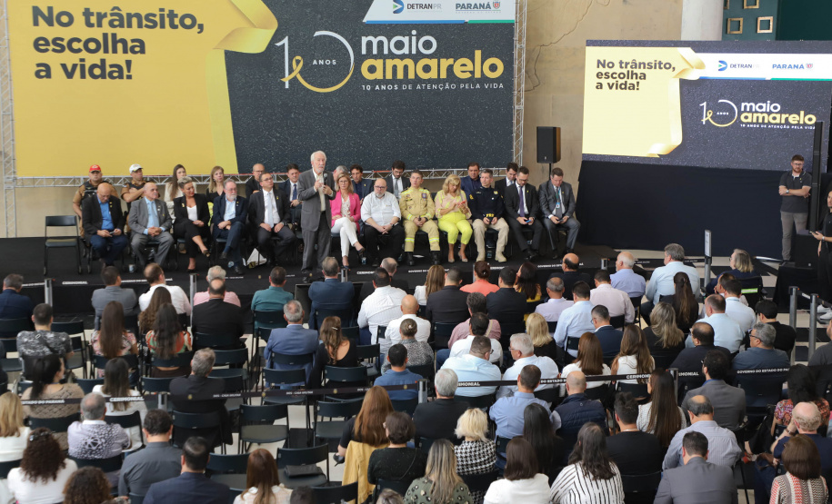 MAIO AMARELO