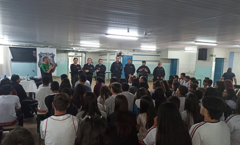 PPPR aplica projeto preventivo contra o crime e a violência em escolas estaduais de Laranjeiras do Sul