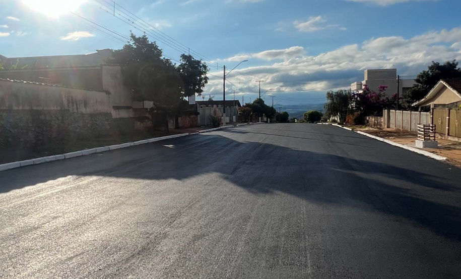 Em parceria com prefeitura, governo promove transformação urbana em Borrazópolis