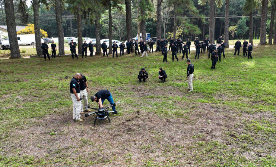 Policiais penais são capacitados para atuar como instrutores de técnicas não letais