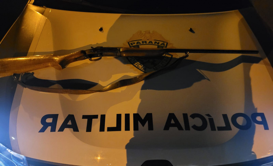 Polícia Militar prende quatro pessoas e apreende 20 motocicletas durante abordagem em Curitiba