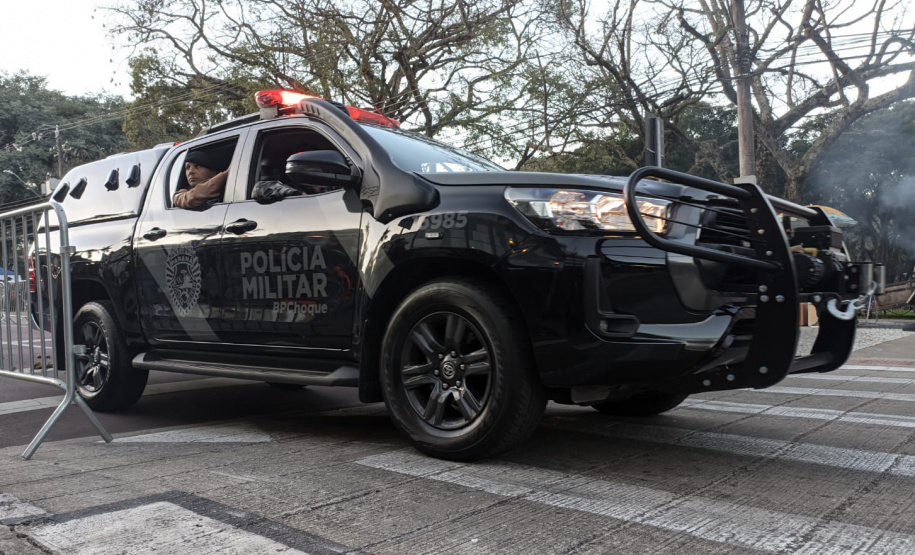 Policiamento reforçado garante segurança durante jogo de futebol em Curitiba