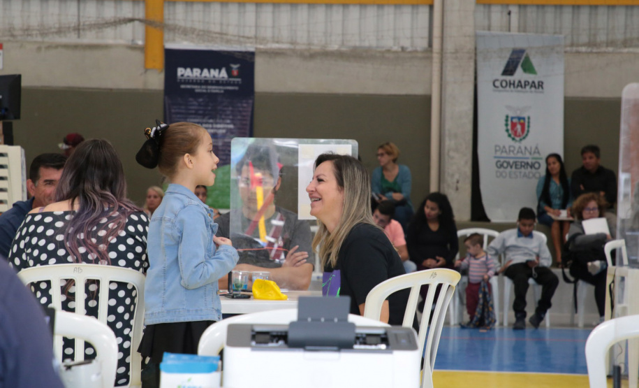 Paraná em Ação e Justiça no Bairro realizaram 2193 atendimentos em Paranaguá