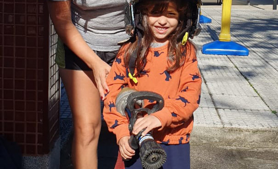 Paraná em Ação e Justiça no Bairro realizaram 2193 atendimentos em Paranaguá