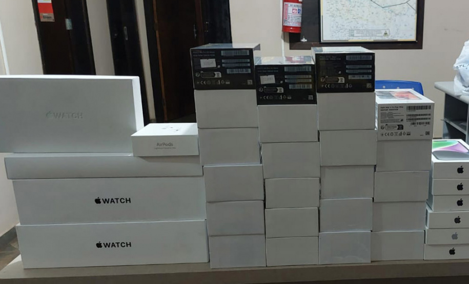 Polícia Militar apreende mais de 1,6 mil cigarros eletrônicos e centenas de produtos durante fiscalização em Bandeirantes