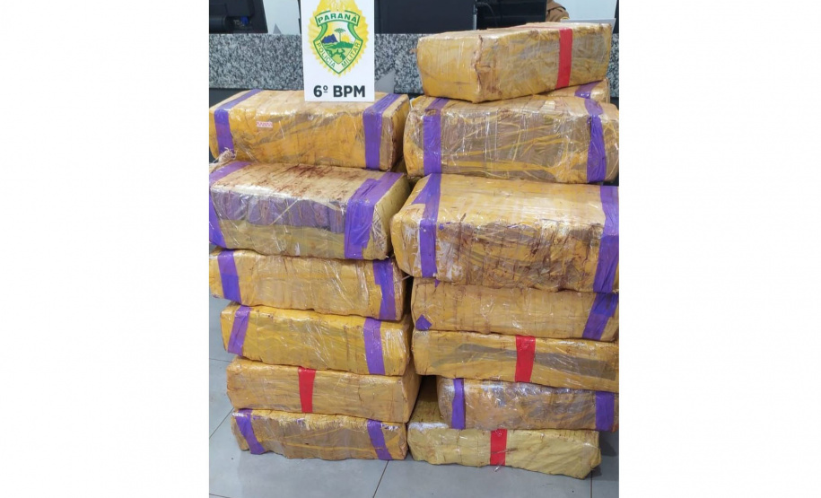 *Polícia Militar apreende mais de uma tonelada de droga em Cascavel*