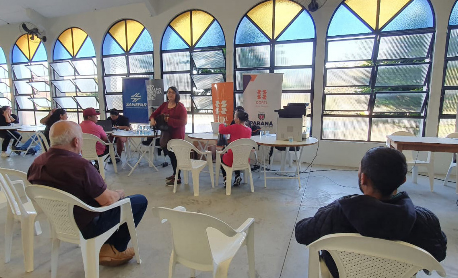 Paraná em Ação e Justiça no Bairro realizaram 2193 atendimentos em Paranaguá