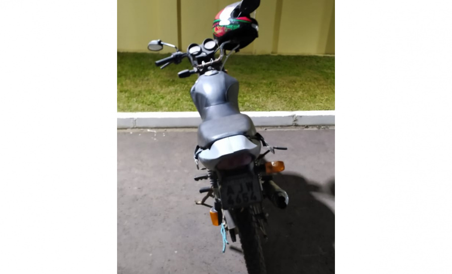 Polícia Militar prende quatro em oficina utilizada para adulterar veículos na Região Metropolitana