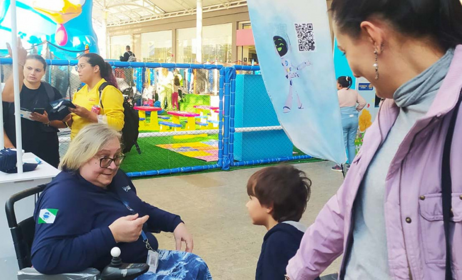 Detran-PR promove ações do Maio Amarelo em diferentes localidades do Estado