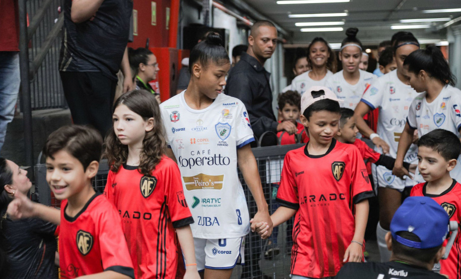 Taça Brasil de Futsal Feminino acontece em Londrina nesta semana