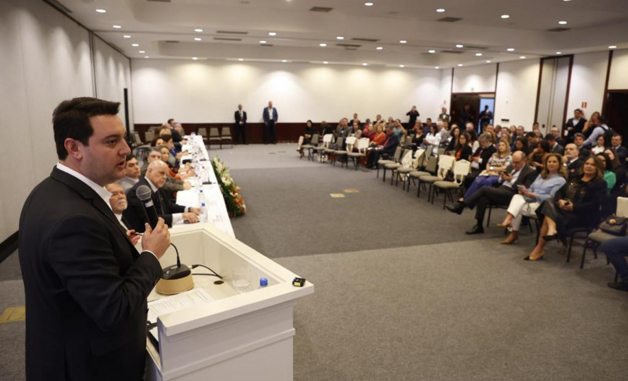 O governador Carlos Massa Ratinho Junior participou de um seminário sobre combate ao trabalho infantil nesta quarta-feira (31), em Foz do Iguaçu.