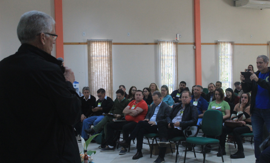 Em eventos no Sudoeste e Norte, governo estadual reafirma compromisso com a agricultura familiar