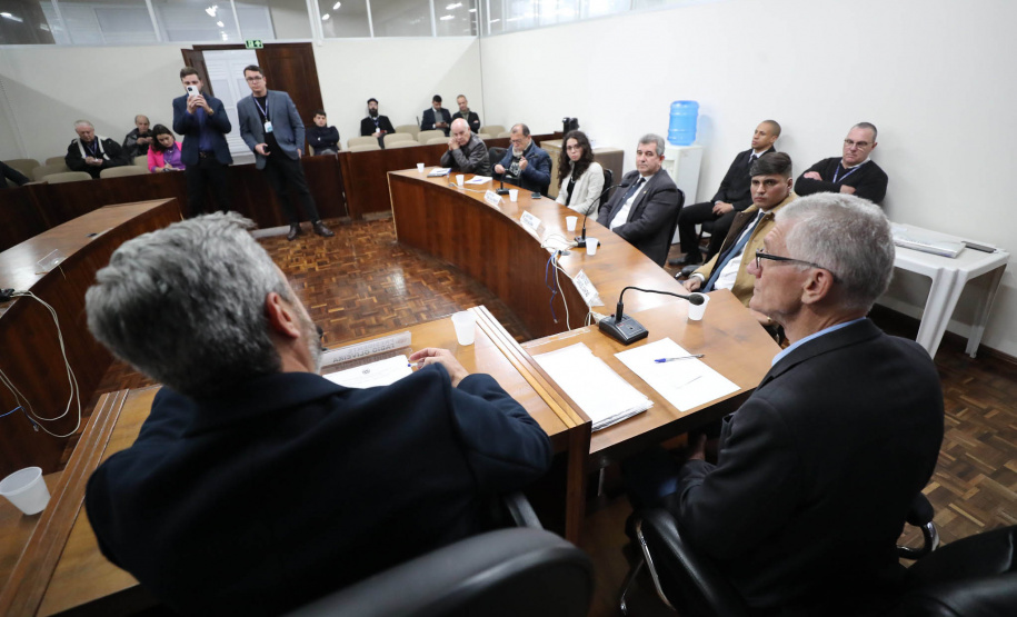 Secretaria de Agricultura discute conectividade no campo com deputados estaduais