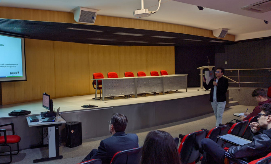 Saúde realiza seminário de toxicologia para técnicos e estudantes universitários