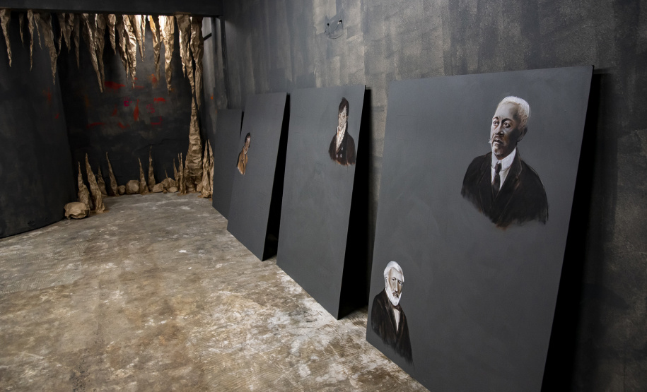 Exposição temática no Museu Casa Alfredo Andersen promove experiência imersiva no mundo das cavernas