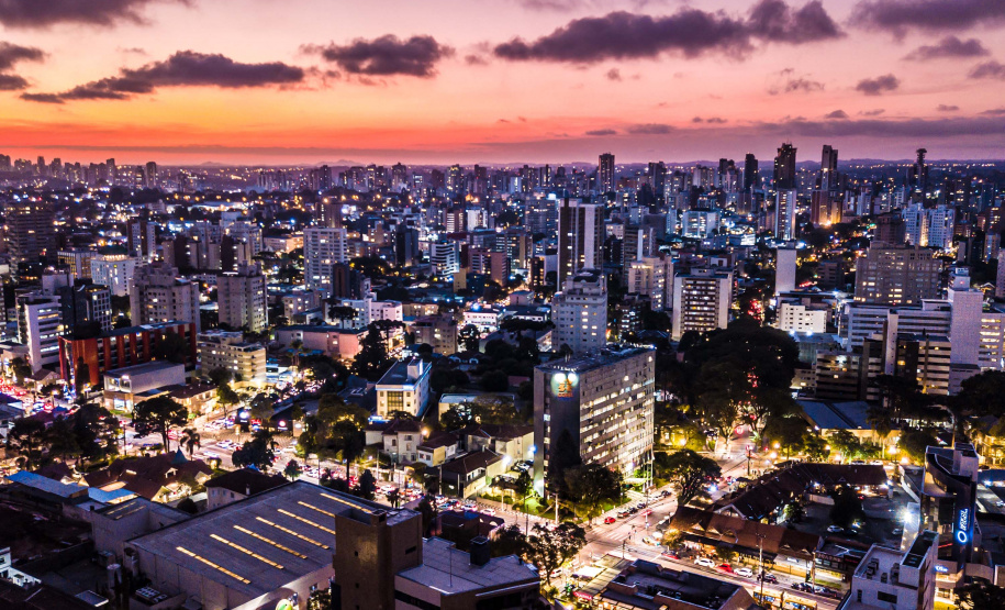 Copel investirá perto de R$ 1 bi na Grande Curitiba e Litoral