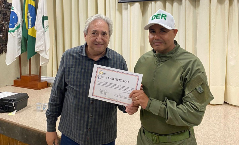 Agentes de trânsito DER 158 agentes de trânsito recebem certificação para fiscalizarem rodovias estaduais