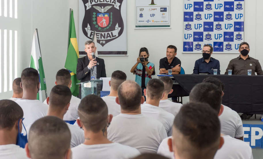 Projeto de capacitação profissional a apenados em Londrina é divulgado em cartilha nacional de políticas penais