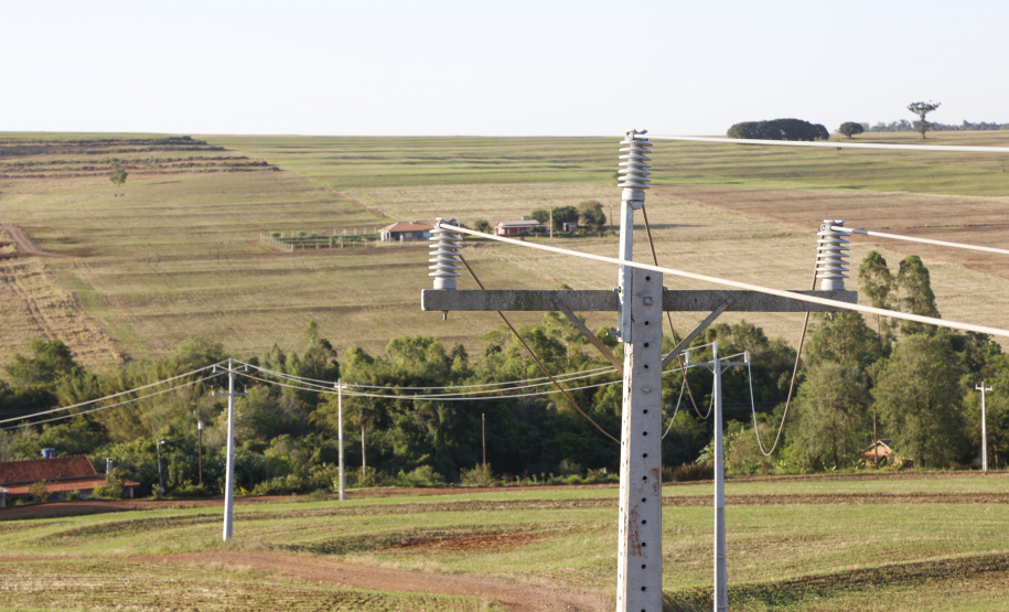Centro-Sul do Paraná receberá R$ 1,38 bilhão em melhorias na rede de energia até 2025