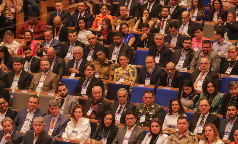 Governador participa do 8º Cosud em Minas Gerais