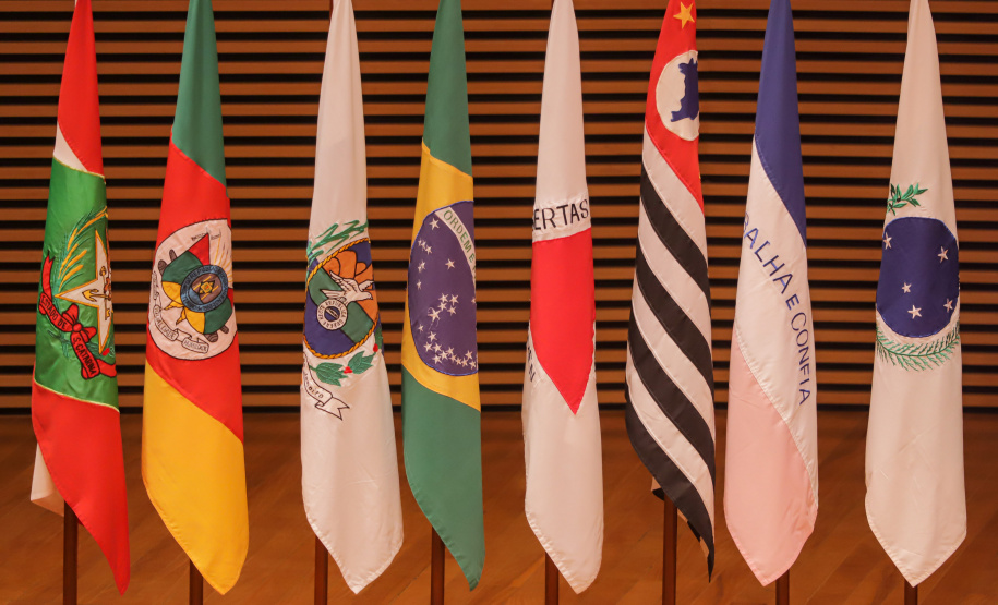 Governador participa do 8º Cosud em Minas Gerais