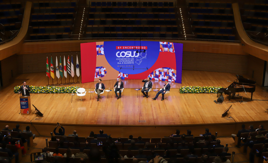 Governador participa do 8º Cosud em Minas Gerais