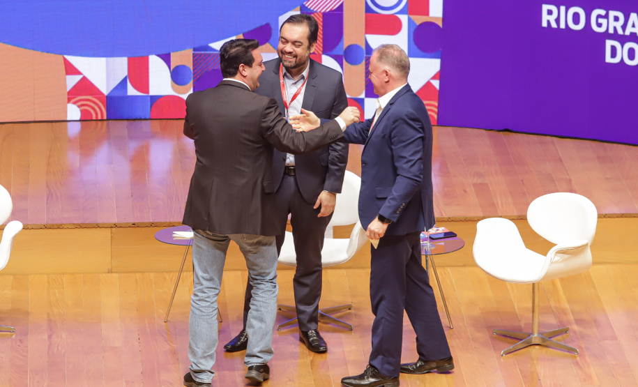 Governador participa do 8º Cosud em Minas Gerais