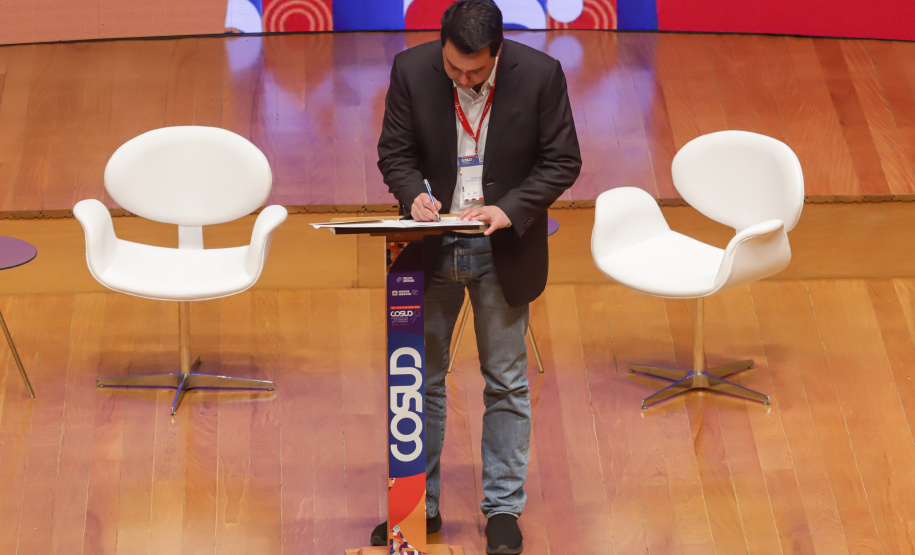 Governador participa do 8º Cosud em Minas Gerais