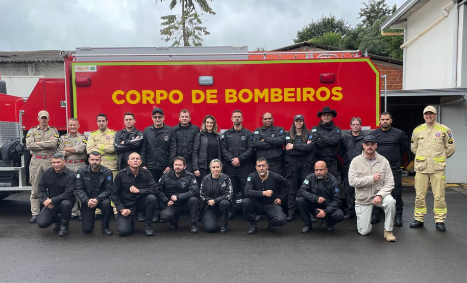 Curso de brigada de incêndio capacita 30 policiais penais em Francisco Beltrão